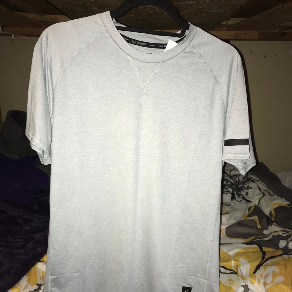 Mens H&M Workout Shirt